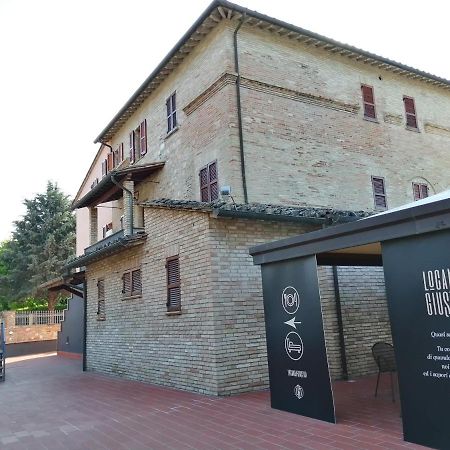 Locanda Giustini Ассизи Экстерьер фото