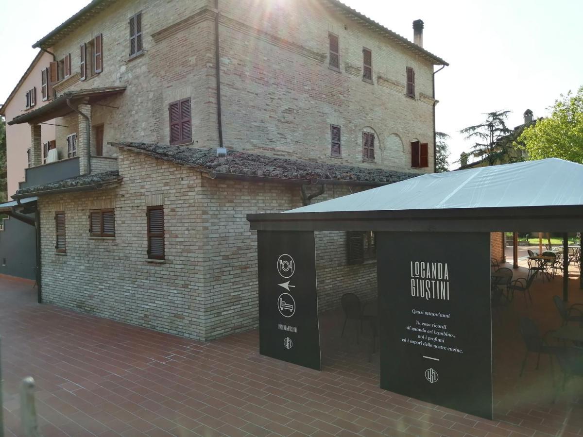 Locanda Giustini Ассизи Экстерьер фото