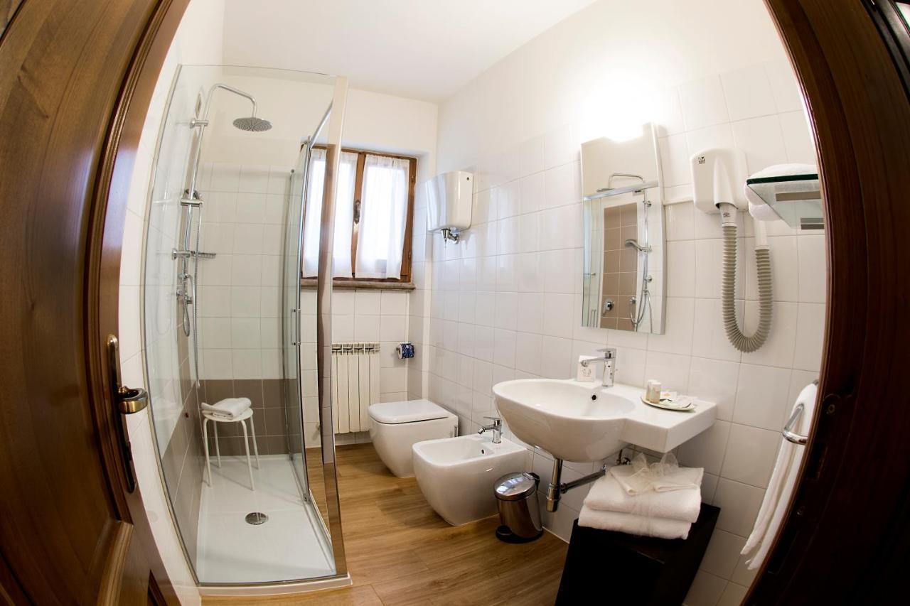 Locanda Giustini Ассизи Экстерьер фото