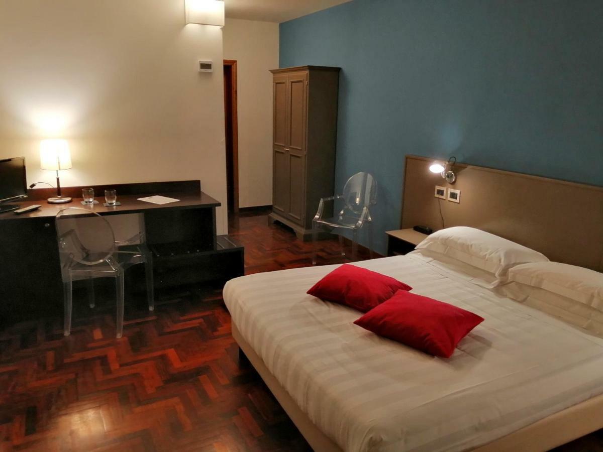 Locanda Giustini Ассизи Экстерьер фото