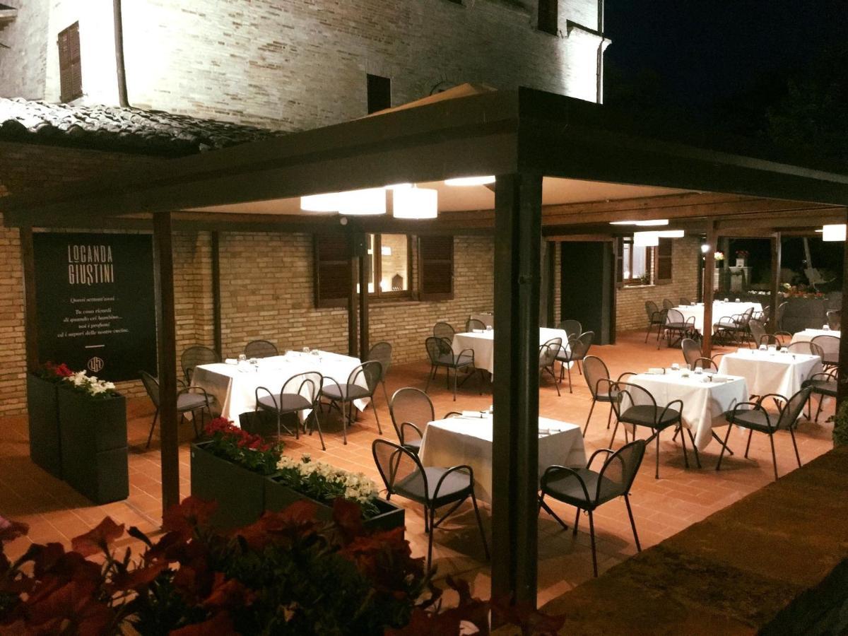Locanda Giustini Ассизи Экстерьер фото